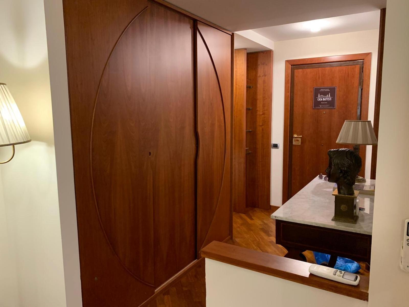 Casa Battisti Messina Guest House In Centro Citta, Ideale Per Famiglie O Gruppi Экстерьер фото